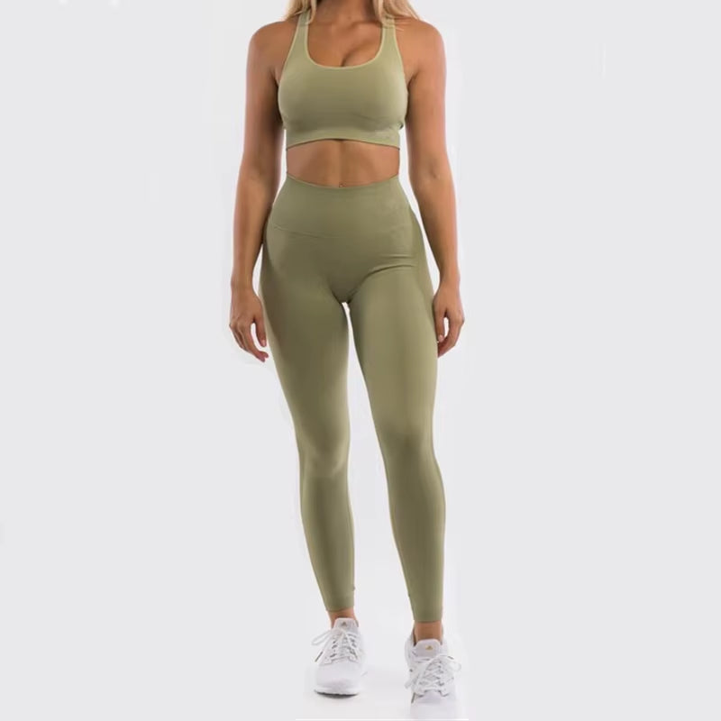 2022 Hot Sale Athletic Fitness Women Yoga Set Gym Wear 2-Piece Bra Workout Apparel Seamless Scrunch Butt Leggings Sport Suit